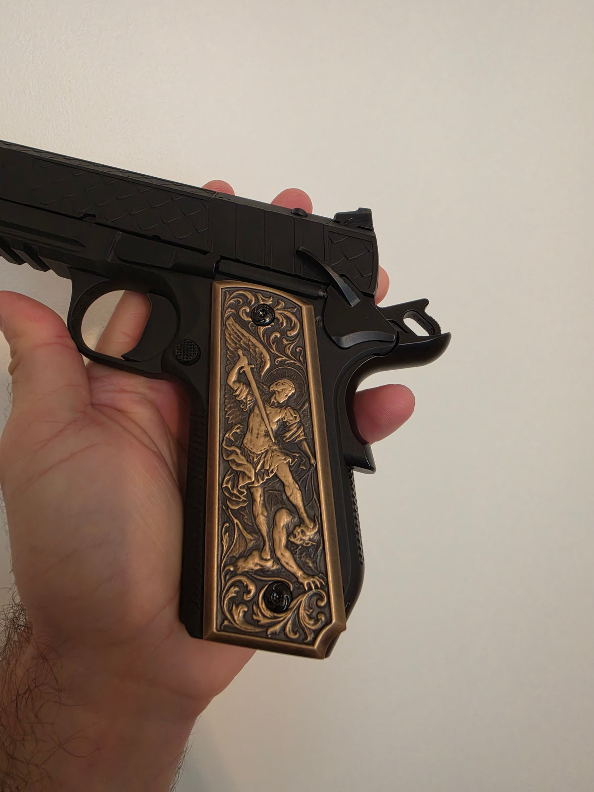 St. Michael 1911 Grips